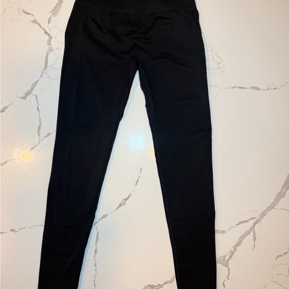 Aurola TikTok Leggings all Black - Picture 3 of 4